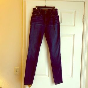 Joe’s Charlie skinny jeans size 27,color Miriam